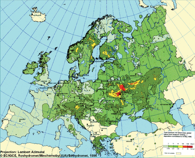 Мал. 3.18. Поширення радіоактивних випадінь 137Cs на Європейському континенті за станом на 10 травня 1986 р. (кольором показана шкала активності випадінь 137Cs в кБк/м2, площі з жовтим кольором – території, які не зазнали радіоактивного забруднення від аварії на Чорнобильскій АЕС).