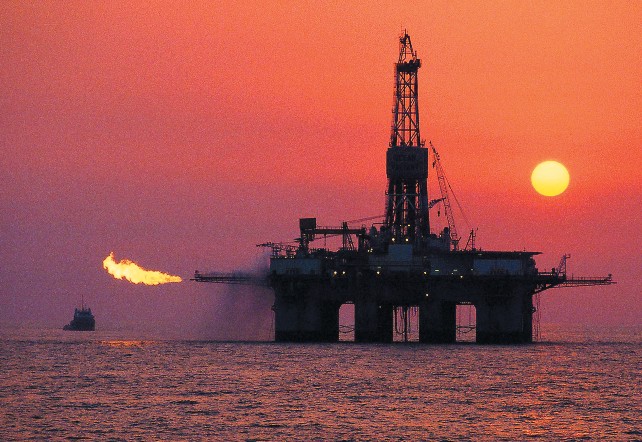 Реферат по теме Газонефтяные месторождения и их роль в развитии нефтедобычи