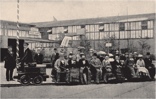 Рис. 9.17. Первая электрическая железная дорога (Берлин, 1897)